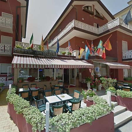 Hotel Malibran Lido di Jesolo Bagian luar foto